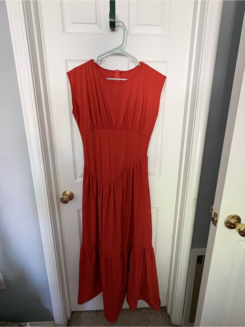 Women's Rust Sleeveless Maxi Dress